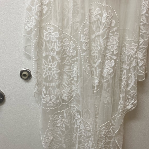 MASSEY’S Lacey Cotton/ Nylon Shawl - One Size - Picture 5 of 7